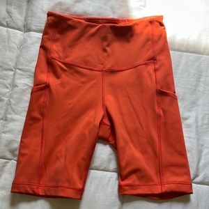 XXS Athleta biker shorts with pockets!